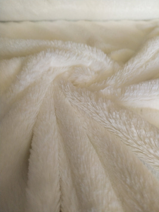 White millerose fur